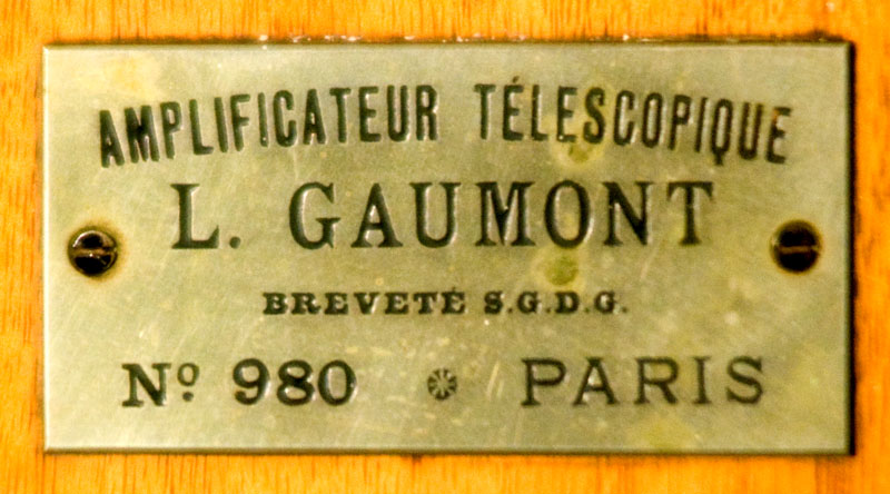 ampli_gaumont_plaque.jpg